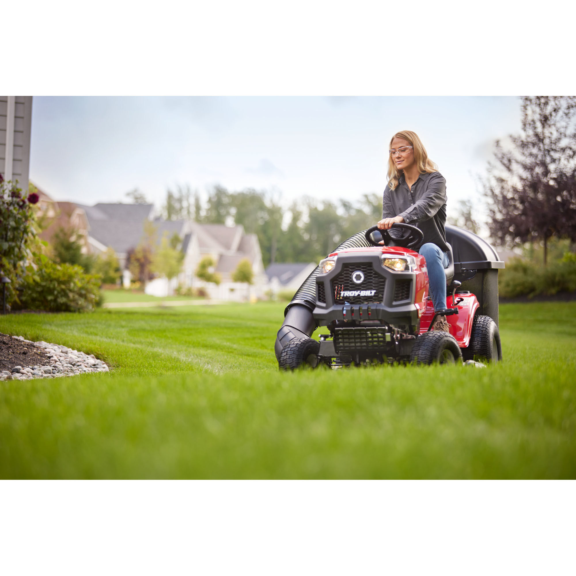 Bronco™ 42 Riding Lawn Mower